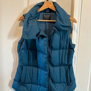 Athleta Downtown Vest with Down in Dark Sardinia Blue - Women's Small